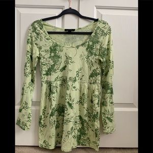 LNC Express brand spring green peplum shirt size M